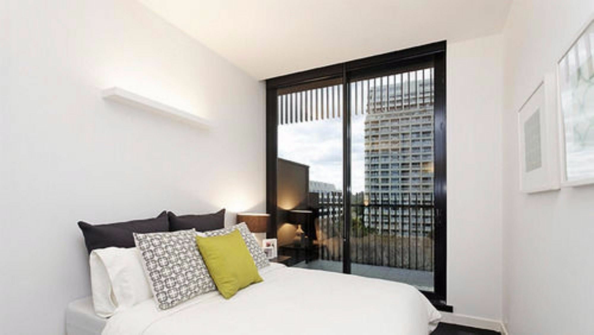 Wyndel Apartments - St Kilda Views Melburne Exterior foto